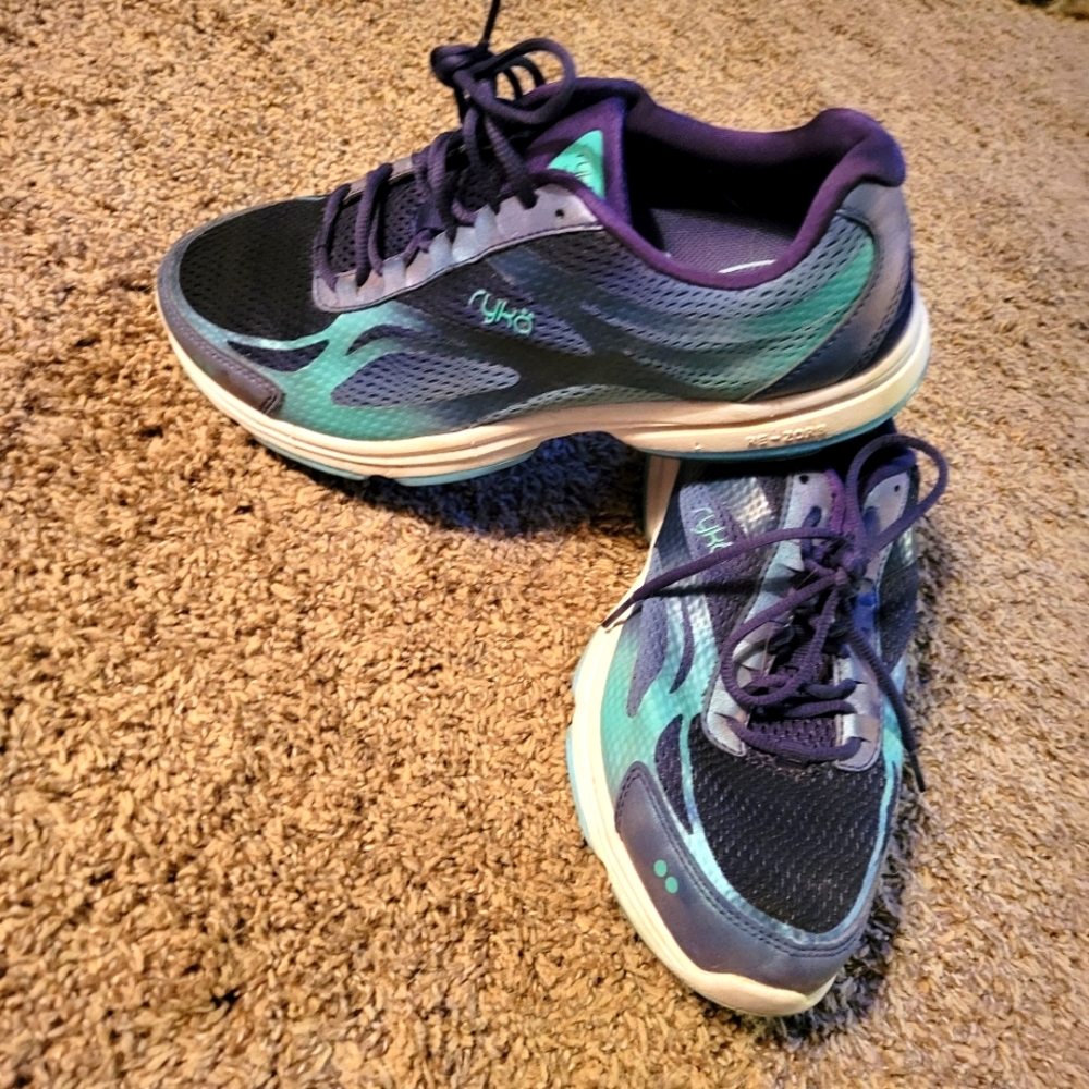 Ryka 10W Women's walking shoes